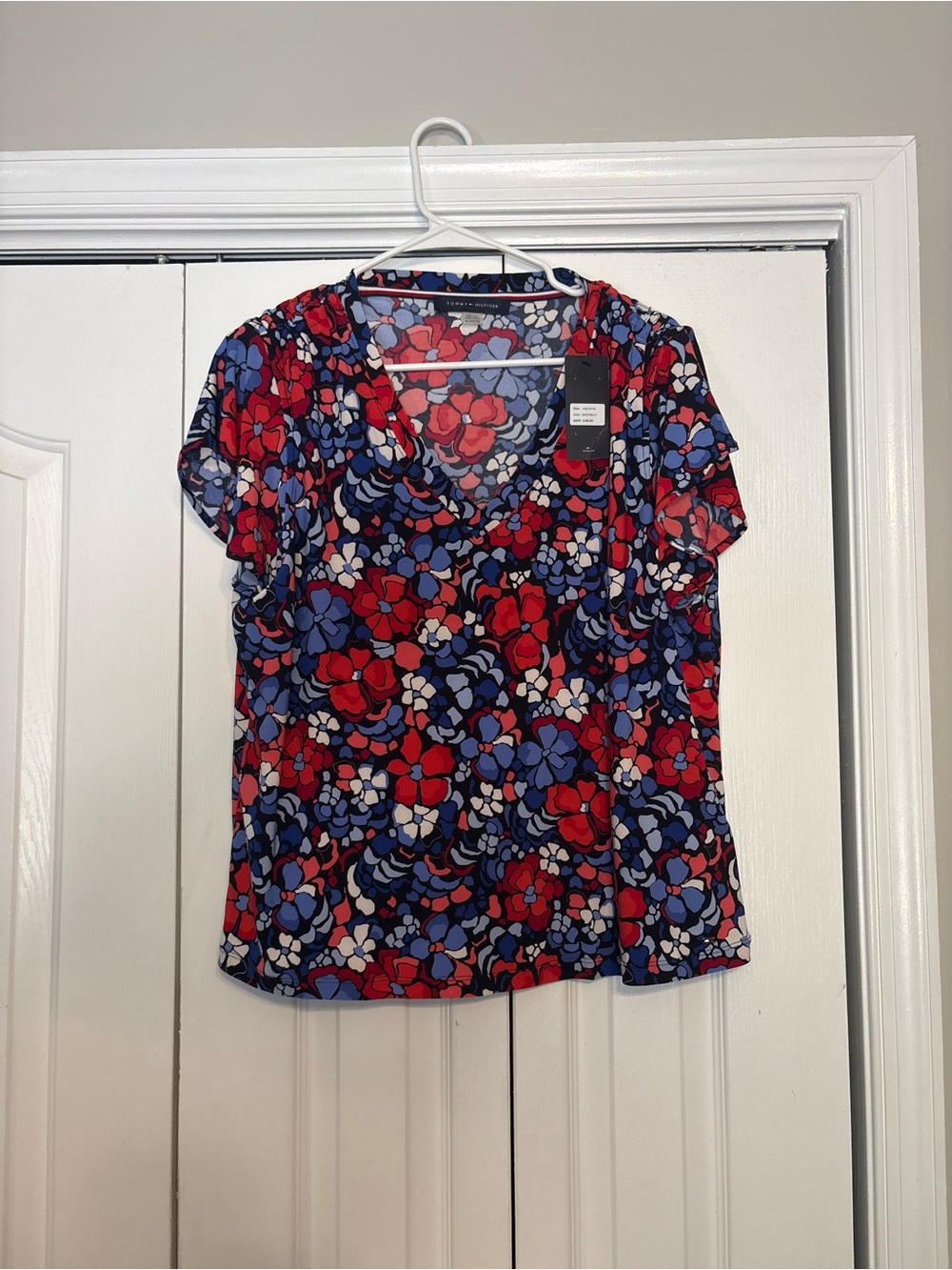 Tommy Hilfiger Floral V-Neck Short Sleeve Top - Red, Blue, White